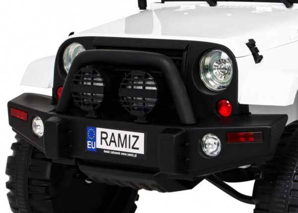 Auto na akumulator All Terrain dla dzieci Biały Terenówka typu jeep