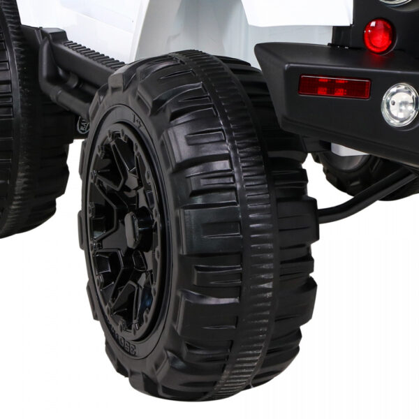 Auto na akumulator All Terrain dla dzieci Biały Terenówka typu jeep