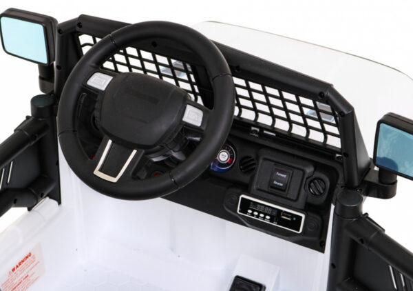 Autko Jeep Dark Night na akumulator dla dzieci Biały