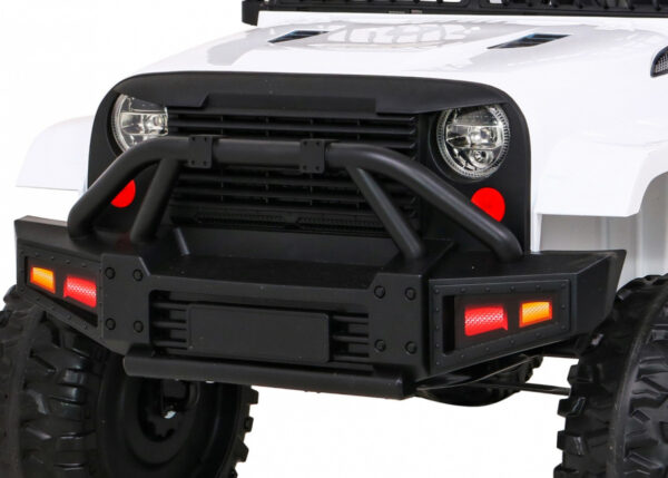 Autko Jeep Dark Night na akumulator dla dzieci Biały