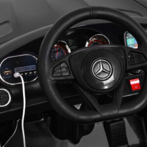 Mercedes Benz GT na akumulator dla dzieci Czarny