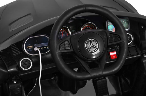 Mercedes Benz GT na akumulator dla dzieci Czarny