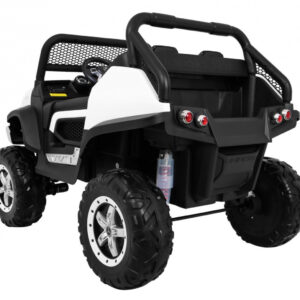 Pojazd Mercedes BENZ UNIMOG Biały