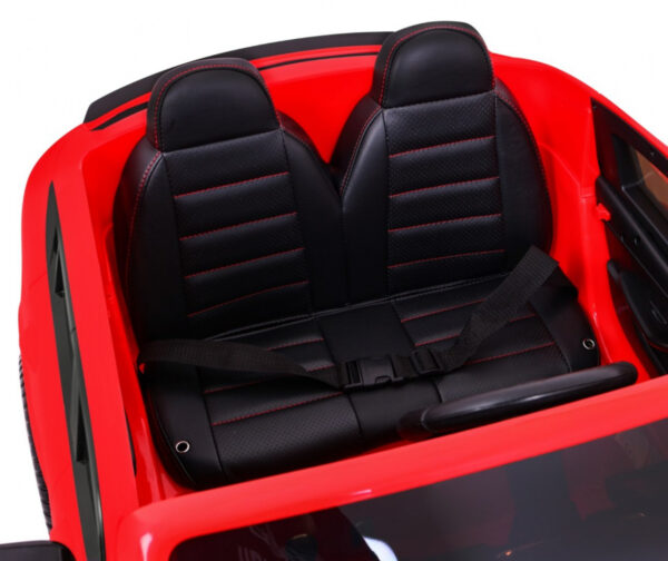 Auto Mercedes GLC 63S dla dzieci Czerwony Suv