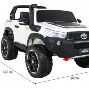 Pojazd Toyota Hilux Biała