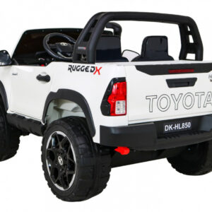 Pojazd Toyota Hilux Biała