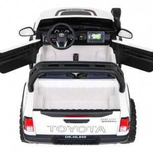 Pojazd Toyota Hilux Biała