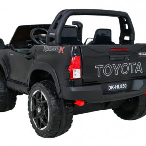 Pojazd Pickup Toyota Hilux Czarna
