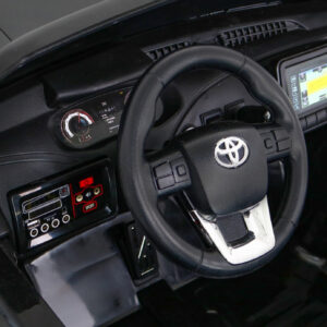 Pojazd Pickup Toyota Hilux Czarna