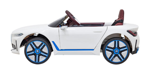 Autko BMW i4 na akumulator dla dzieci Biały