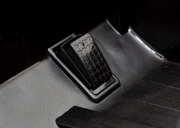 Toyota FJ Cruiser dla dzieci Czarna terenówka